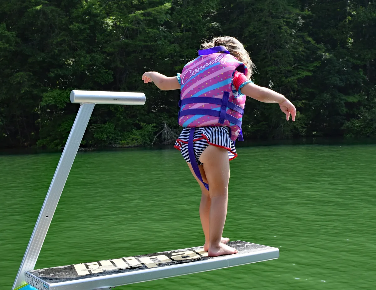 Do Life Jackets Prevent Drowning?